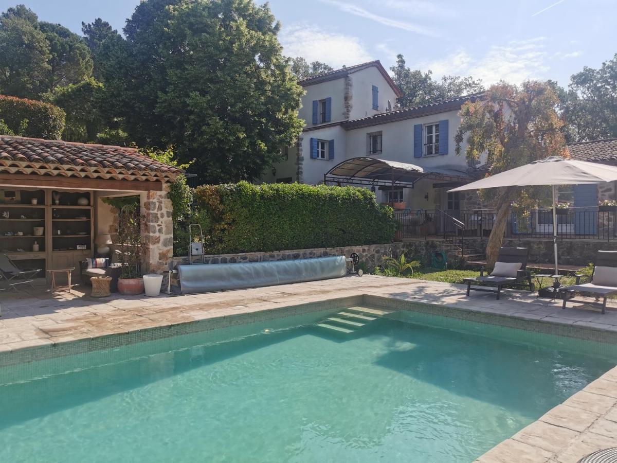 モントルー Domaine Geodora, Parfumeur En Provenceヴィラ エクステリア 写真